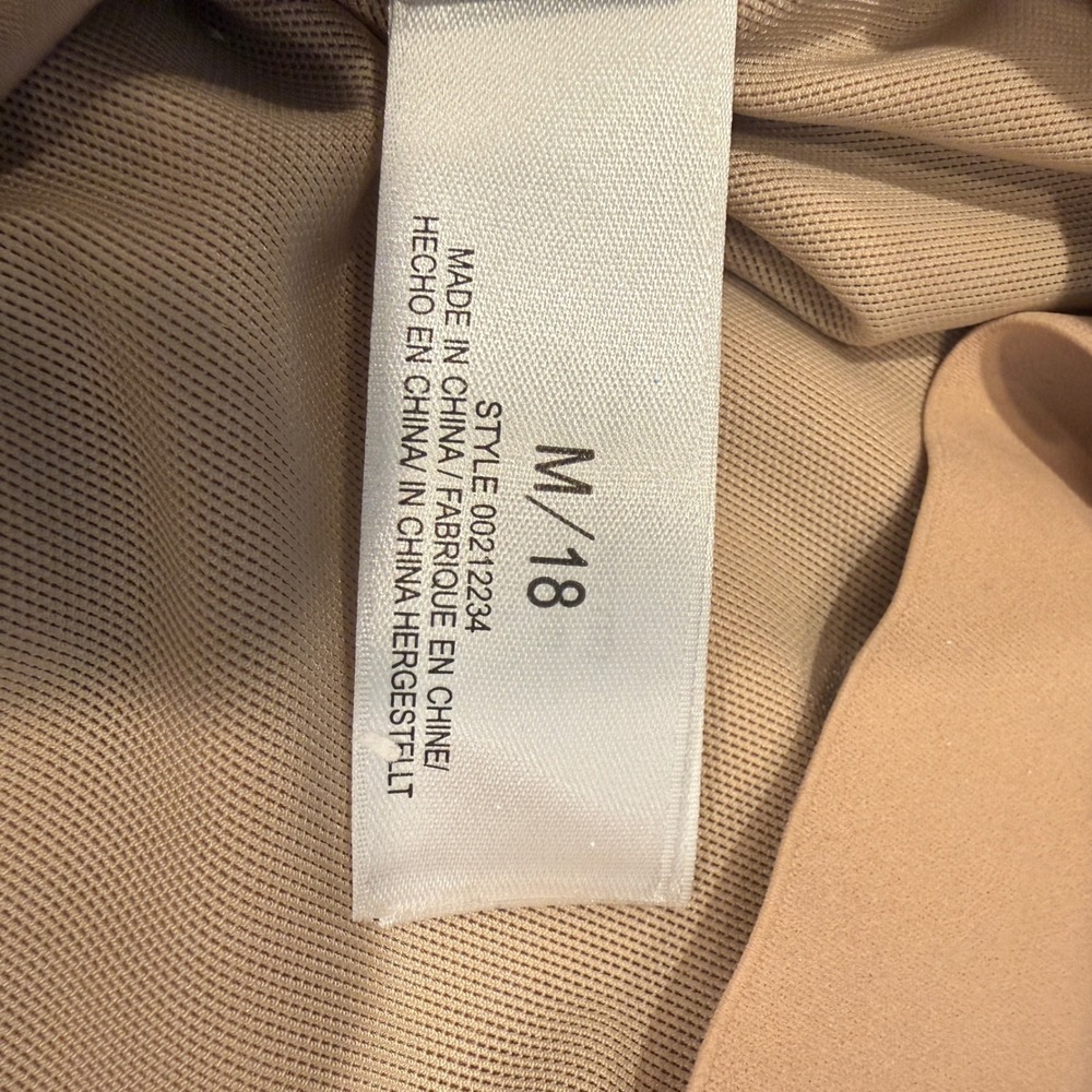 City Chic Nude Plunge Low Back Shapewear Bodysuit Size M 18 Style 00212234 - Picture 3 of 7